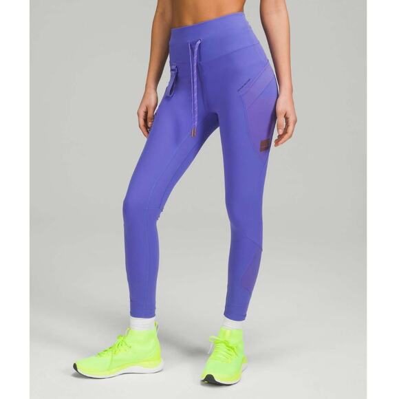 Lululemon Cargo Super High Rise Hiking Tight 25" Size 18 W5EQ9S - Picture 1 of 7